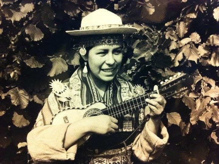 Miriam Mita performing with a charango